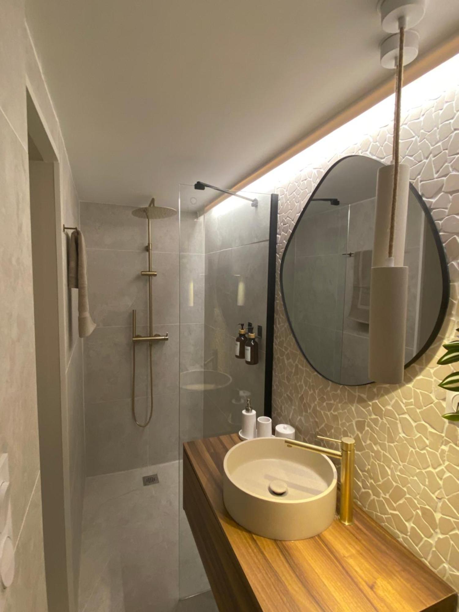 Suite Saint Pierre Вальрас-Пляж Экстерьер фото